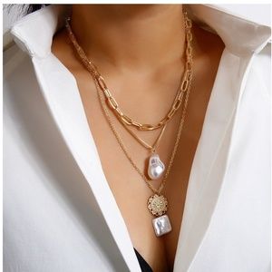 Multi-Layered Gold/Pearl Necklace